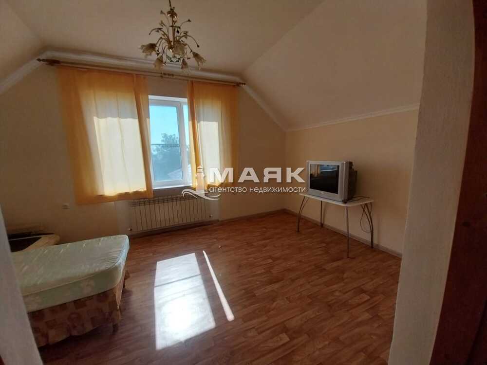 Дом 140 кв.м на участке 6 сот