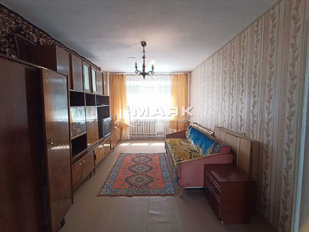 3-к. квартира 77 кв.м, 1/1