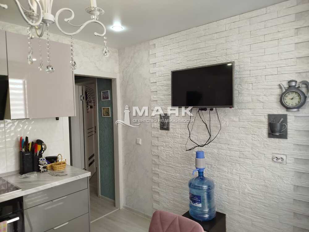 2-к. квартира 56.7 кв.м, 1/16