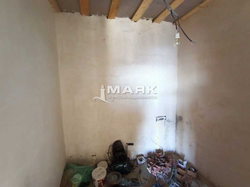 Дом 80 кв.м на участке 4 сот