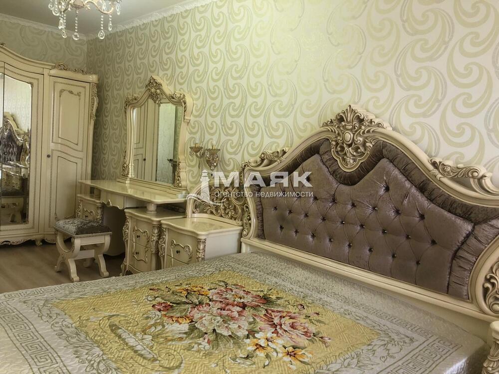 2-к. квартира 64 кв.м, 4/10