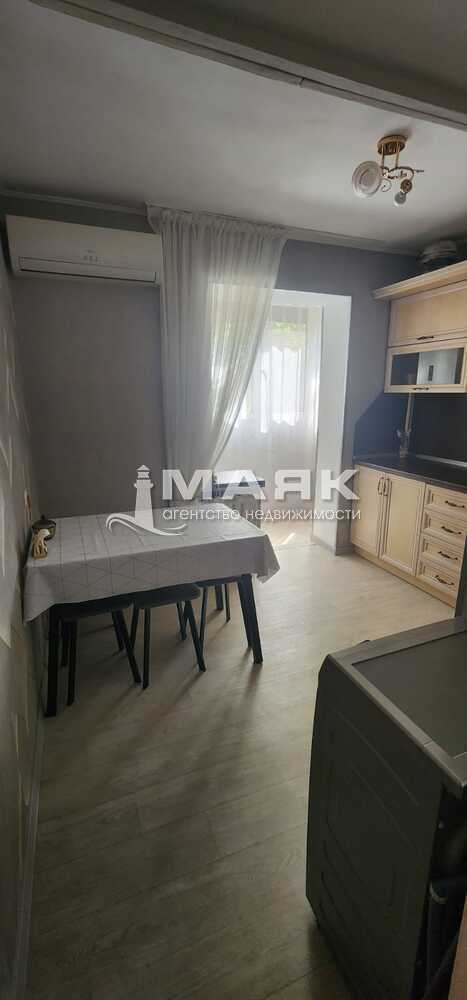 2-к. квартира 59 кв.м, 4/5