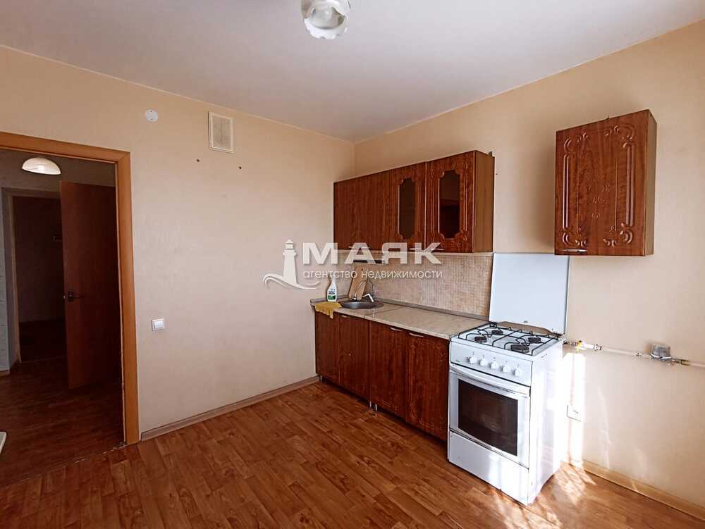 1-к. квартира 54.6 кв.м, 3/3