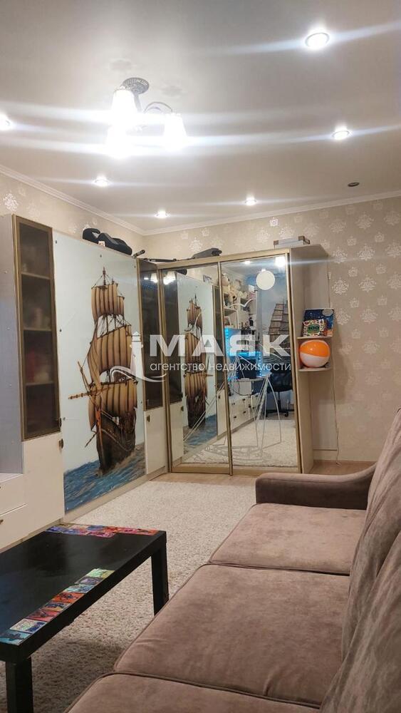 2-к. квартира 55 кв.м, 4/5