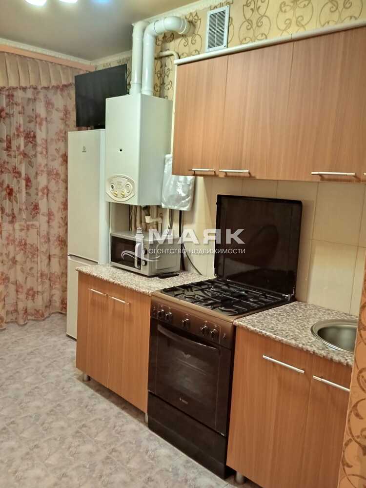 1-к. квартира 38.2 кв.м, 7/7