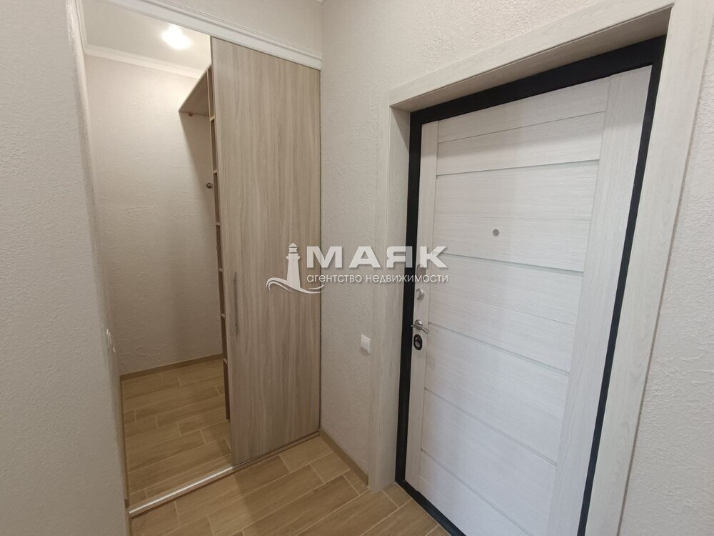 1-к. квартира 32 кв.м, 1/3