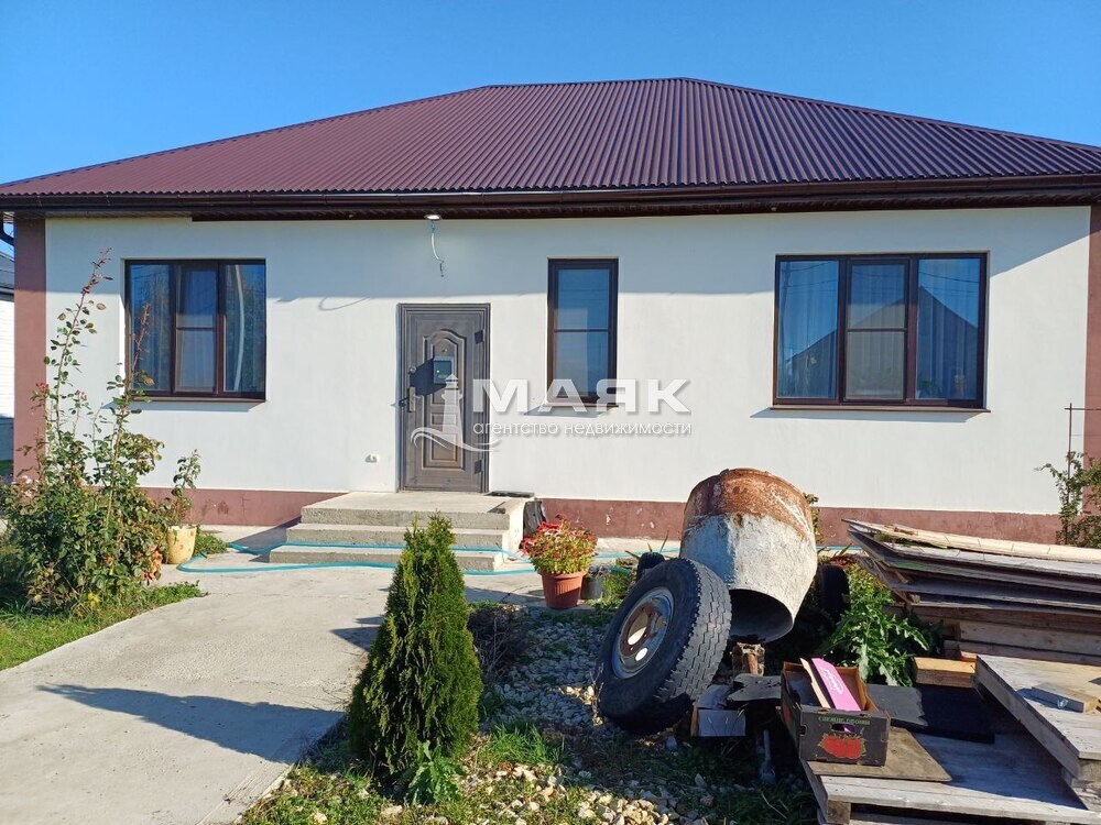 Дом 122.6 кв.м на участке 10 сот