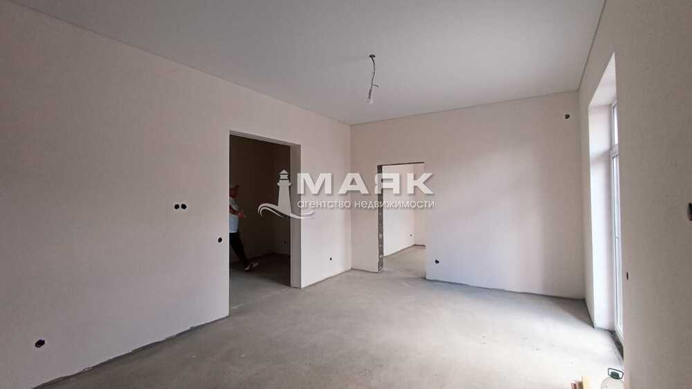 Дом 93.2 кв.м на участке 3 сот