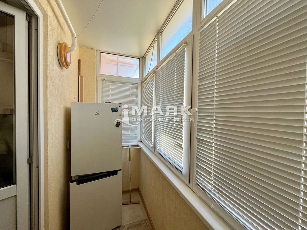 1-к. квартира 32 кв.м, 1/9