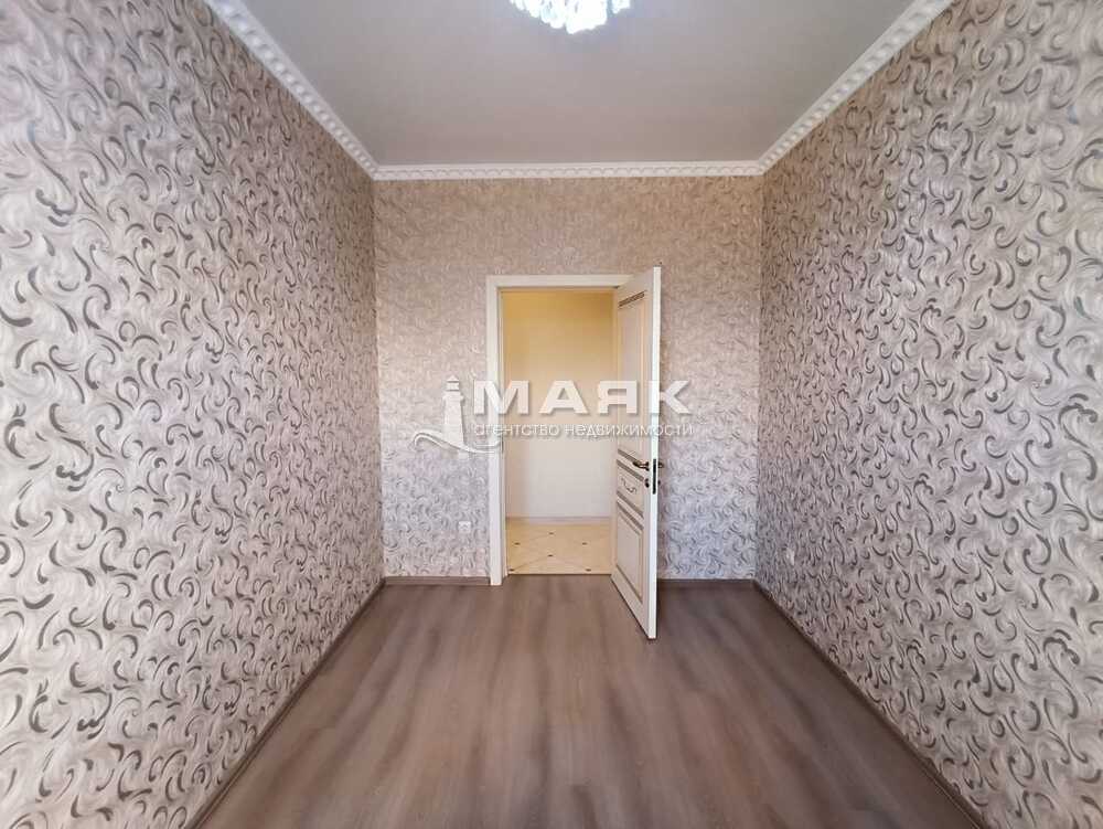 3-к. квартира 64 кв.м, 4/5
