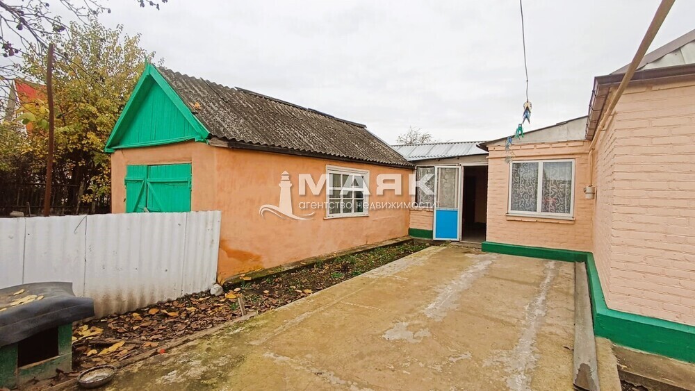 Дом 48 кв.м на участке 18 сот