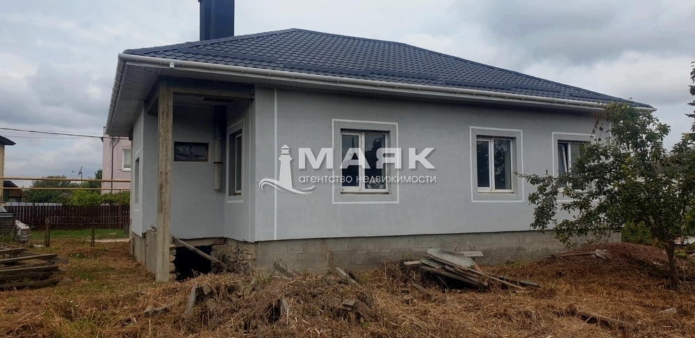 Дом 86 кв.м на участке 9 сот