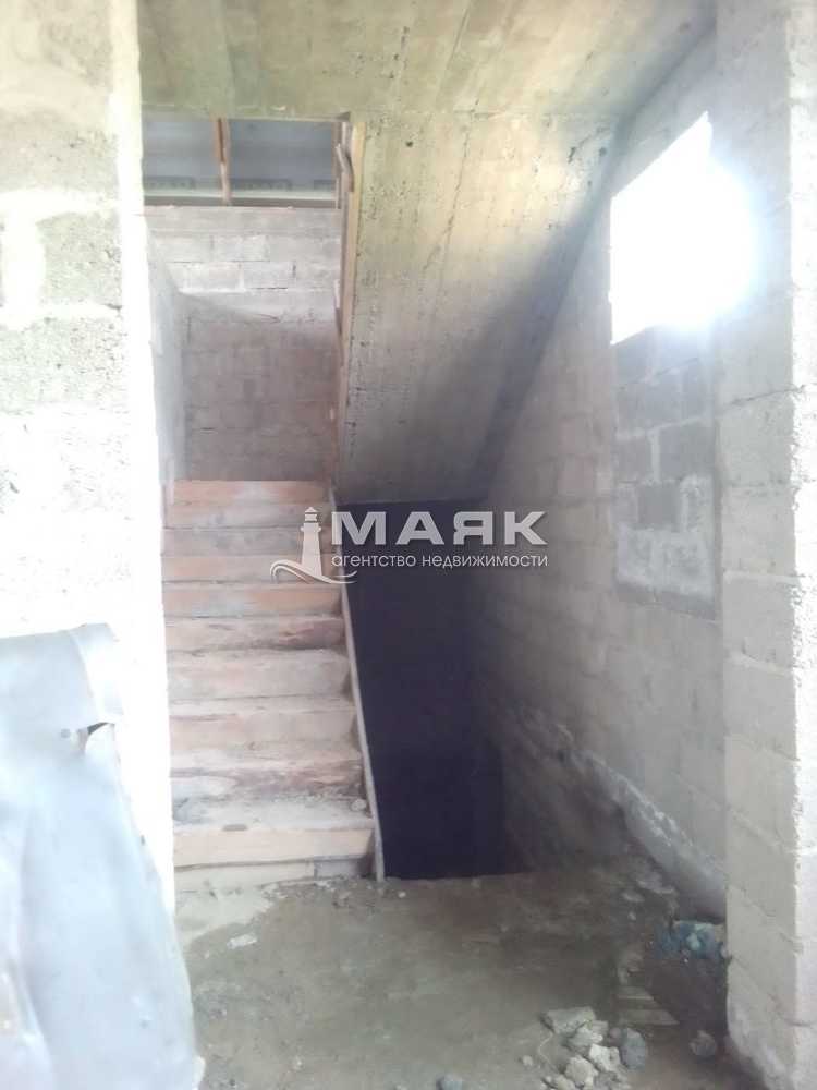 Дом 160 кв.м на участке 10 сот