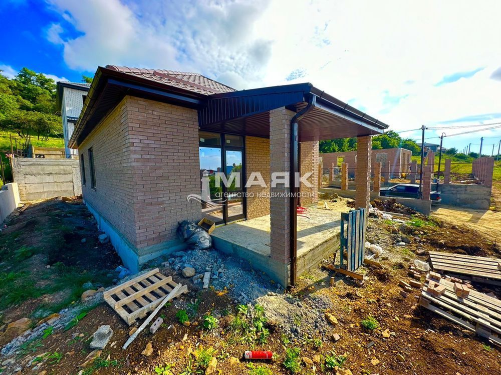 Дом 80 кв.м на участке 4 сот