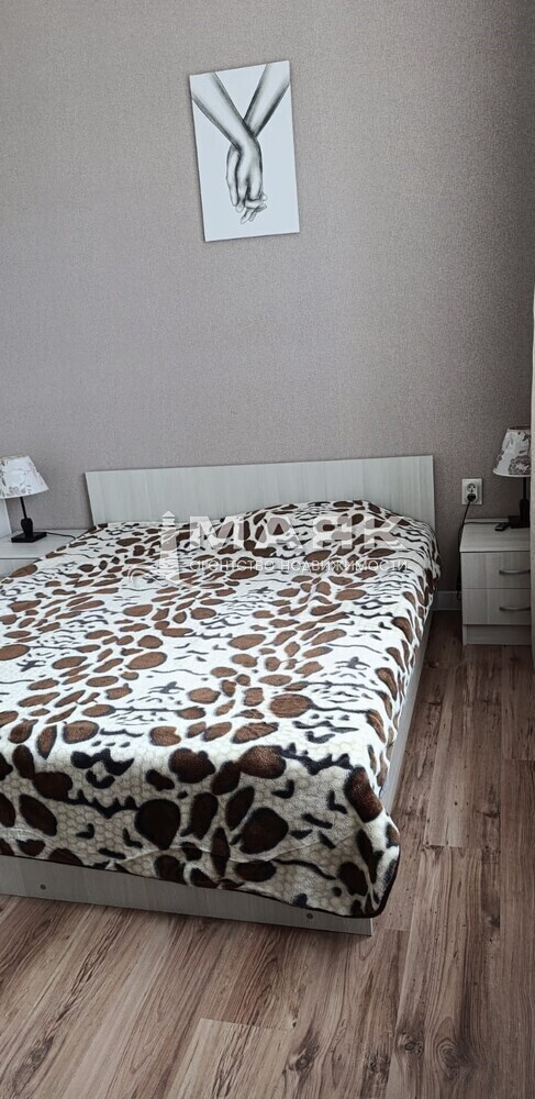 2-к. квартира 72 кв.м, 4/6