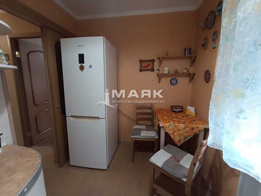 2-к. квартира 40 кв.м, 1/2