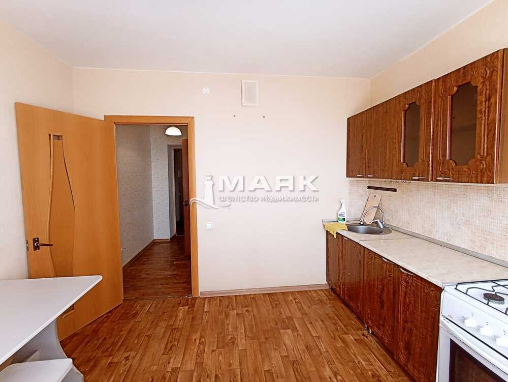 1-к. квартира 54.6 кв.м, 3/3