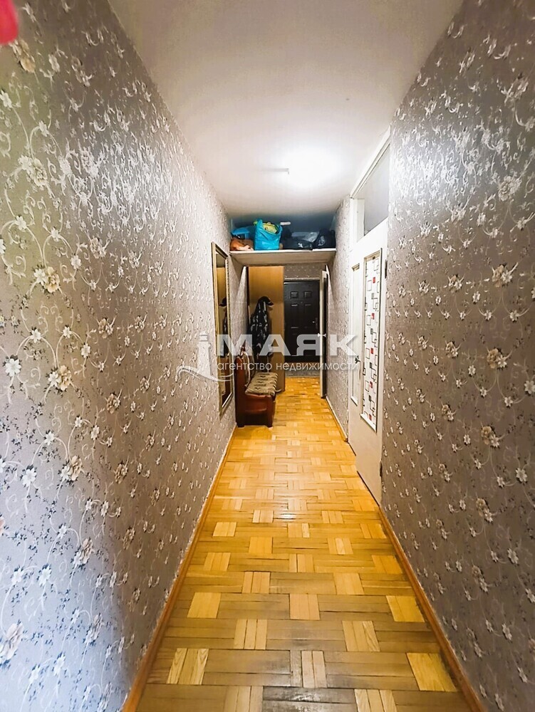 3-к. квартира 69.8 кв.м, 3/5