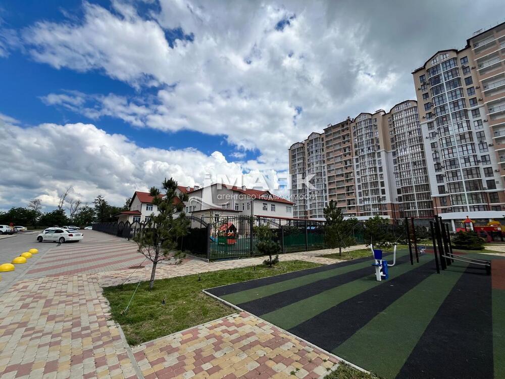 2-к. квартира 53 кв.м, 12/16