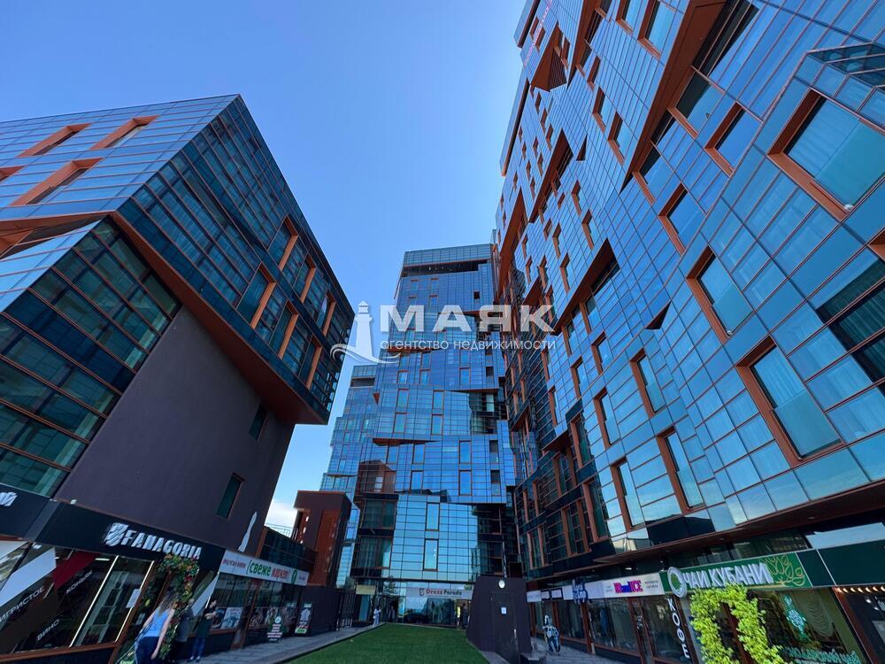 3-к. квартира 159.9 кв.м, 8/15