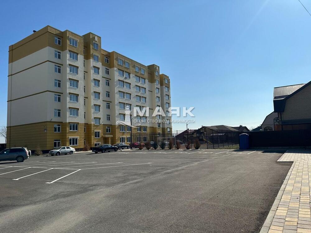 1-к. квартира 38.3 кв.м, 1/8