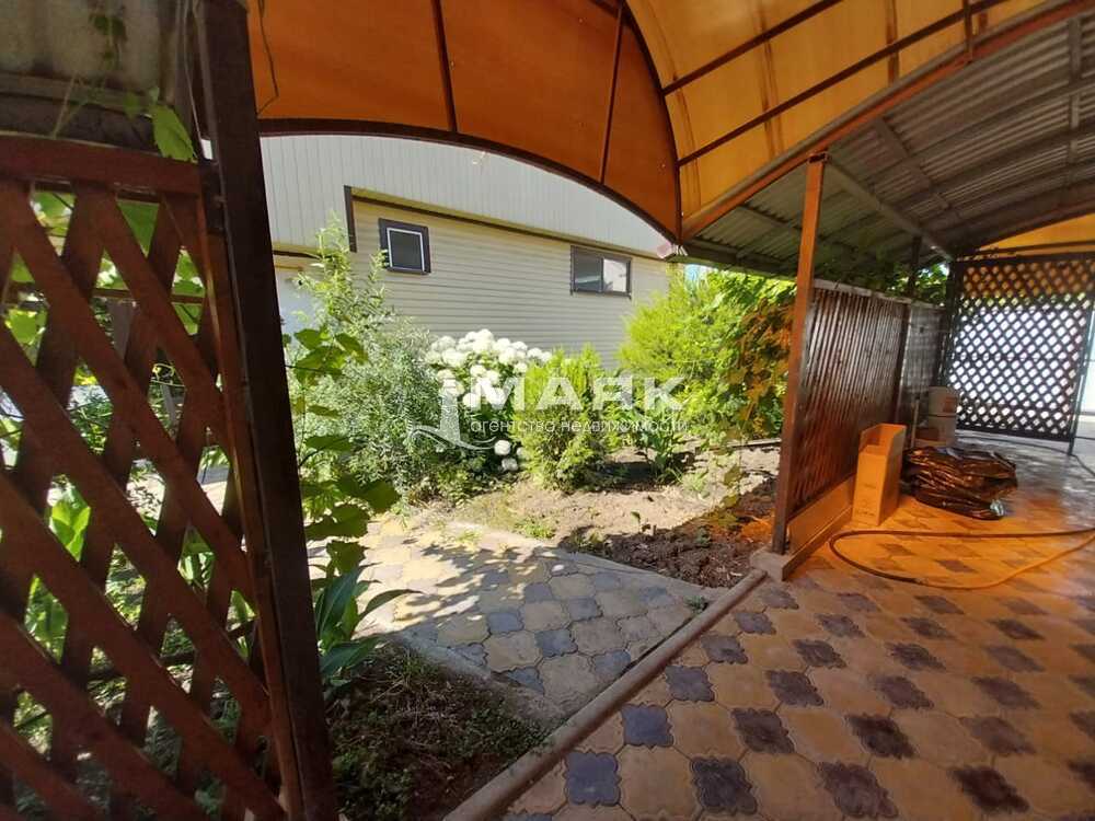 Дом 140 кв.м на участке 6 сот