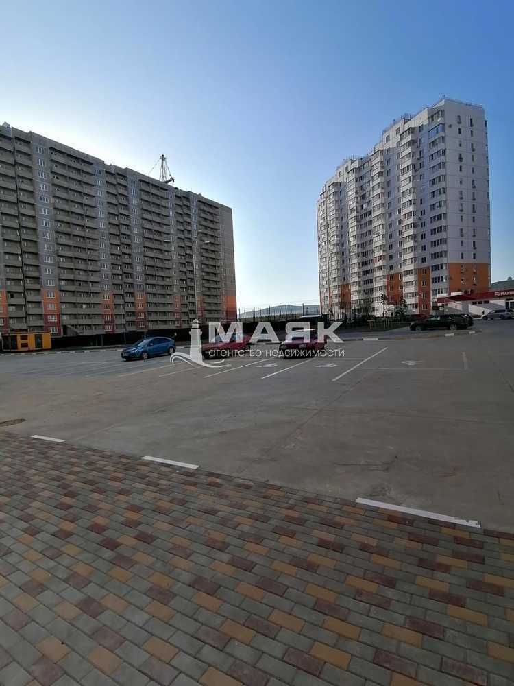 2-к. квартира 67 кв.м, 14/16