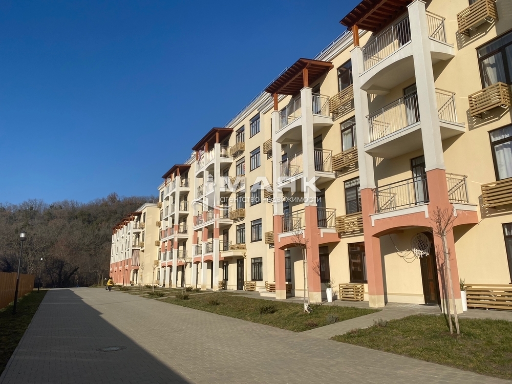 2-к. квартира 48.6 кв.м, 2/4