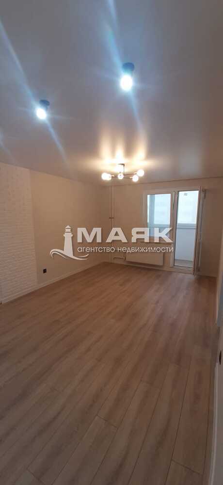1-к. квартира 42 кв.м, 9/16