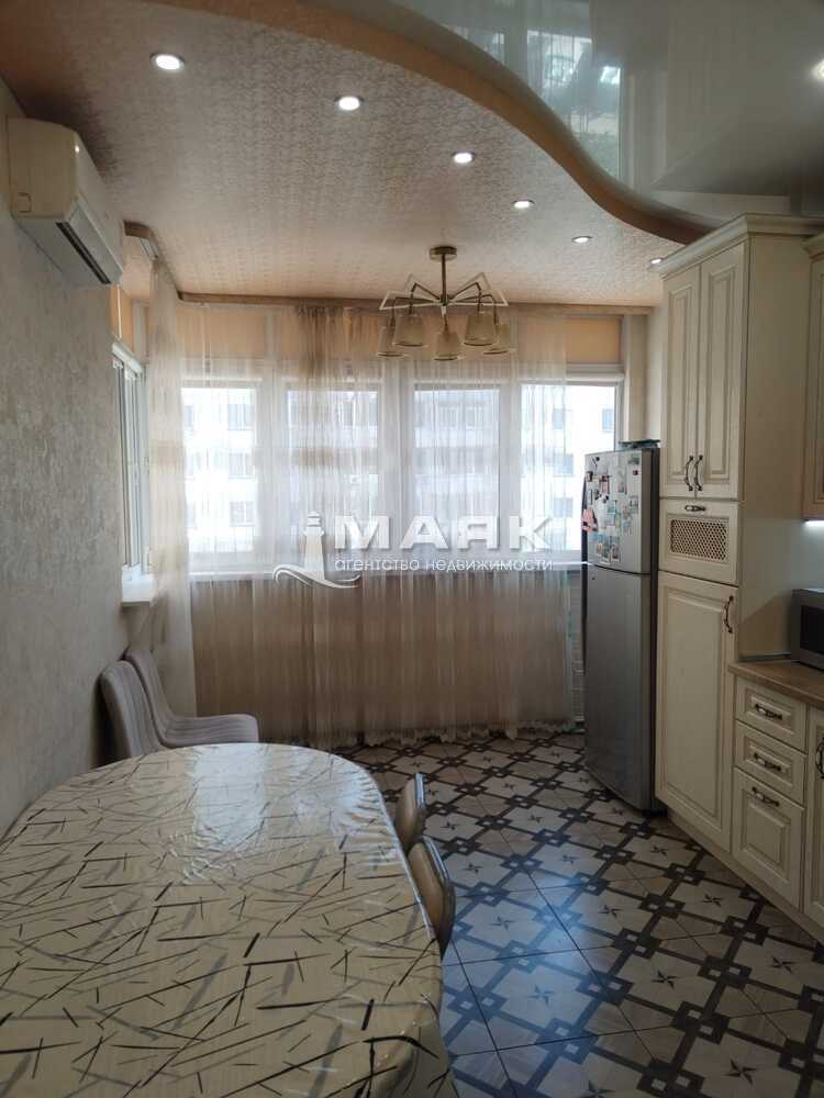 2-к. квартира 72.1 кв.м, 5/13