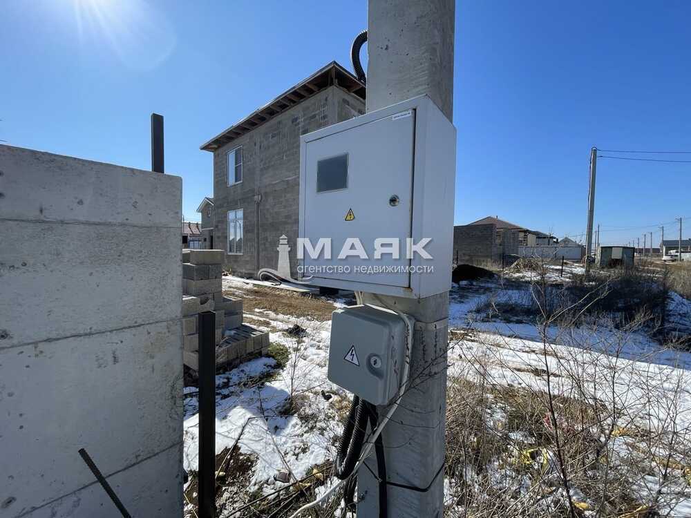 Дом 179 кв.м на участке 6 сот