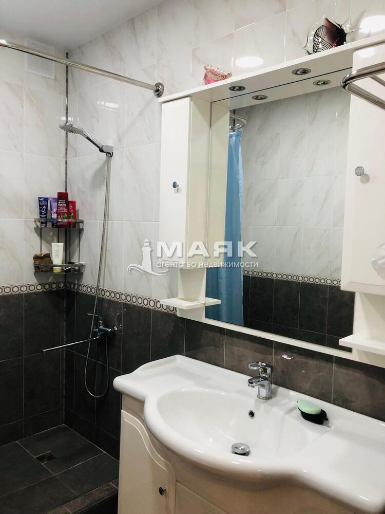 2-к. квартира 84 кв.м, 5/7