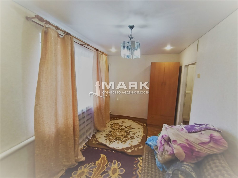 2-к. квартира 44 кв.м, 1/2