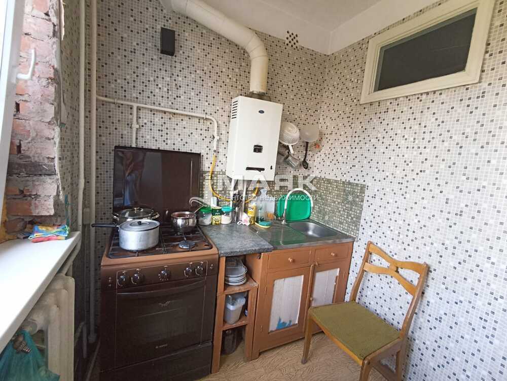 3-к. квартира 60 кв.м, 2/4