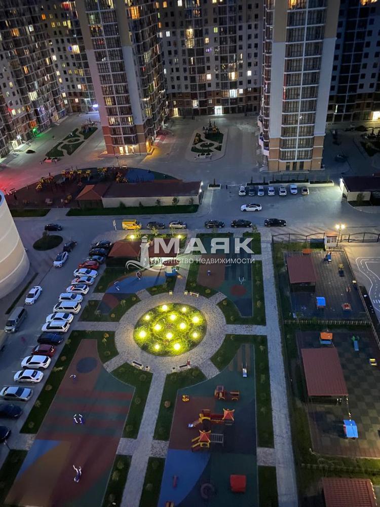 3-к. квартира 81.3 кв.м, 14/16