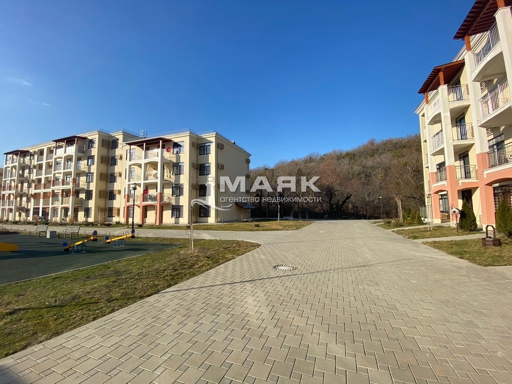 2-к. квартира 48.6 кв.м, 2/4