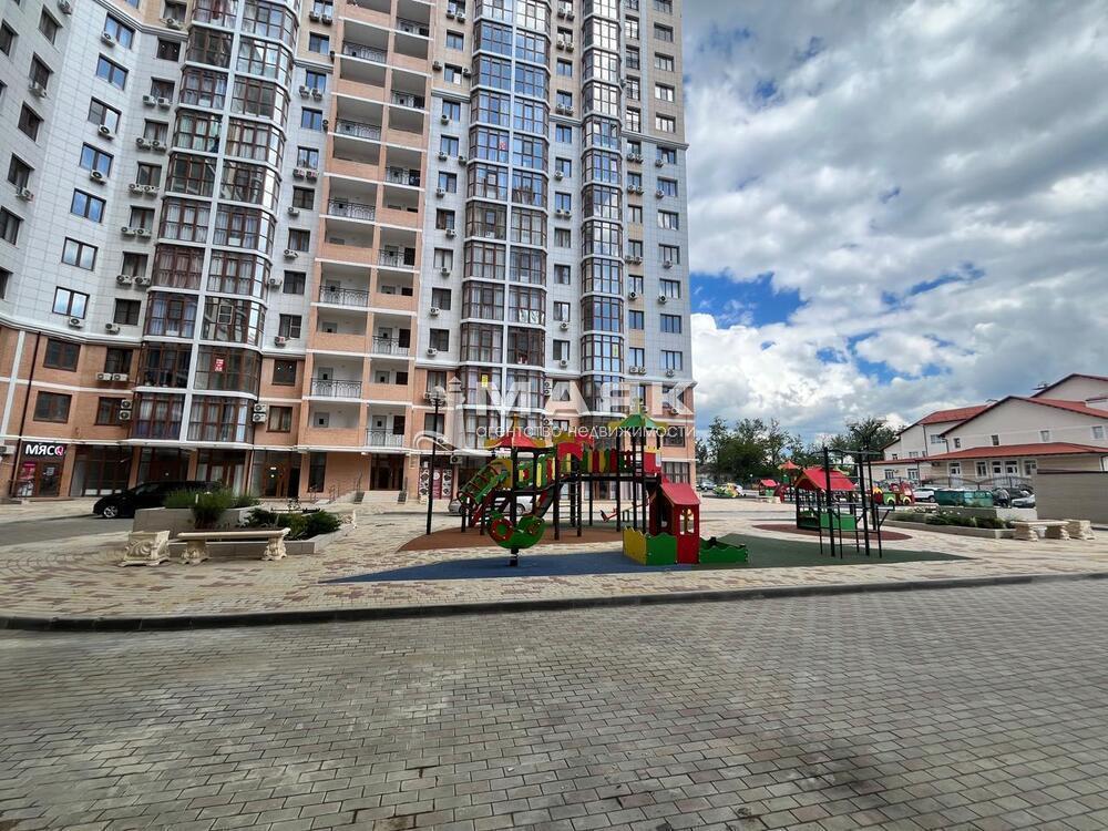 2-к. квартира 53 кв.м, 12/16
