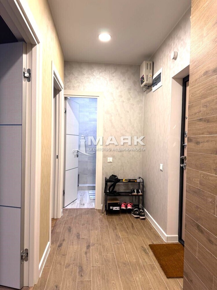 2-к. квартира 59.6 кв.м, 13/13