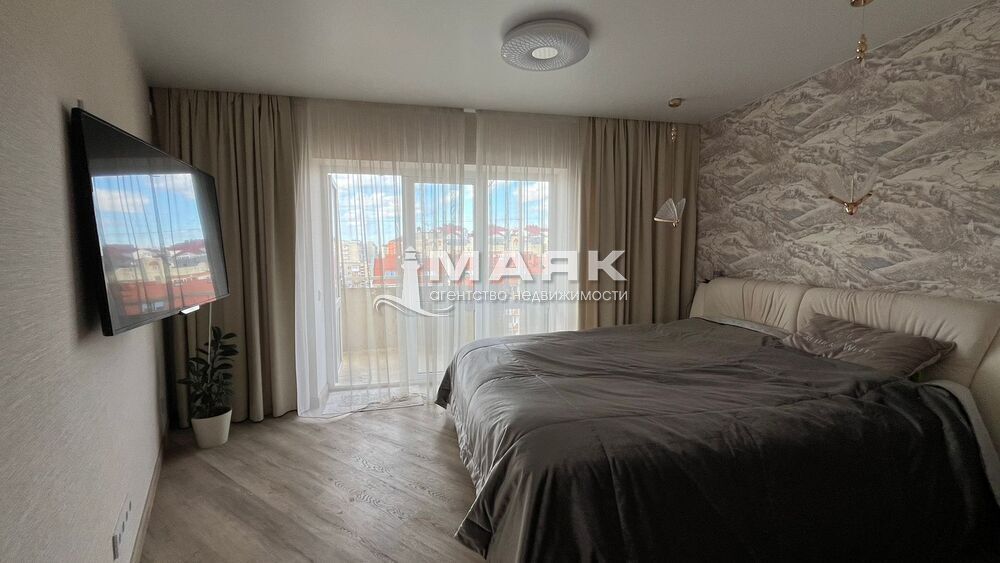 5-к. квартира 125.5 кв.м, 7/10