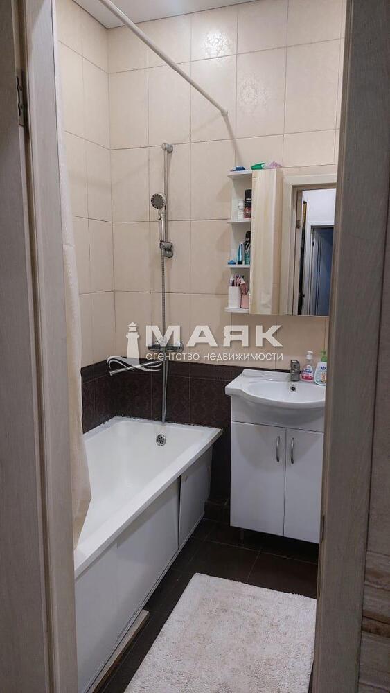 2-к. квартира 55 кв.м, 4/5