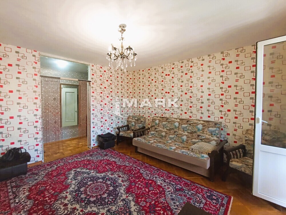 3-к. квартира 69.8 кв.м, 3/5