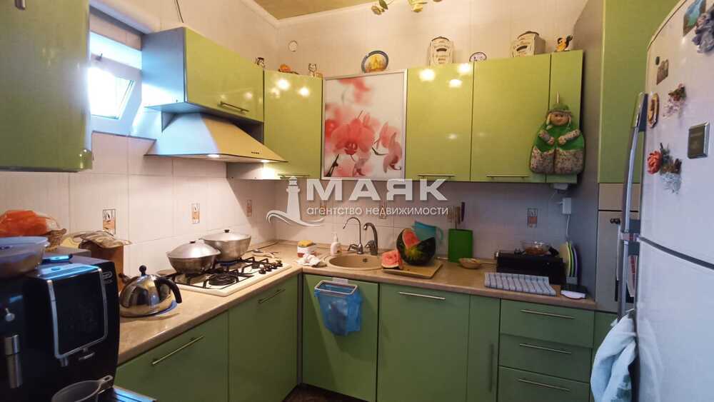 Дом 161.9 кв.м на участке 5 сот