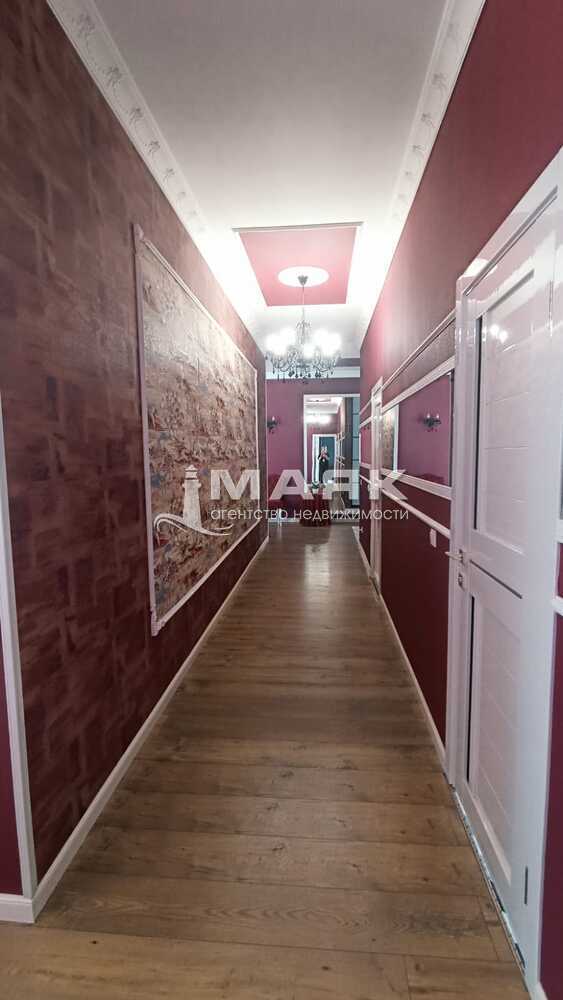 Дом 248 кв.м на участке 22 сот