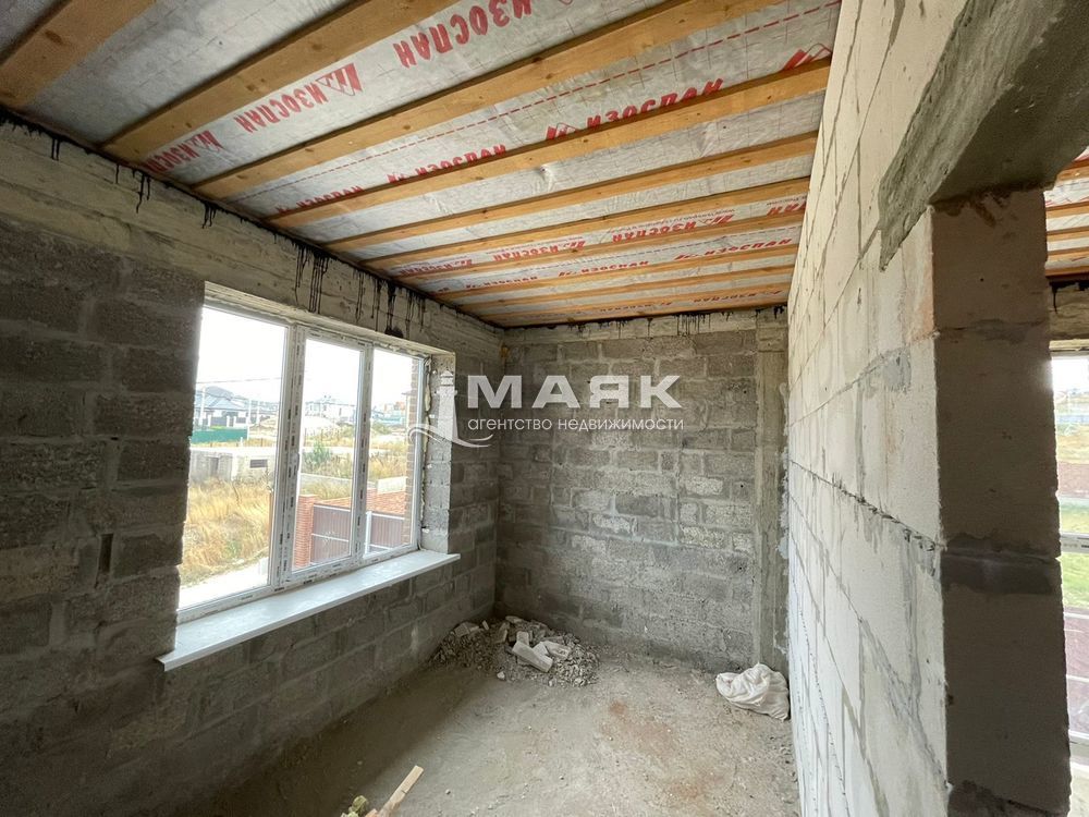 Дом 269 кв.м на участке 5.5 сот