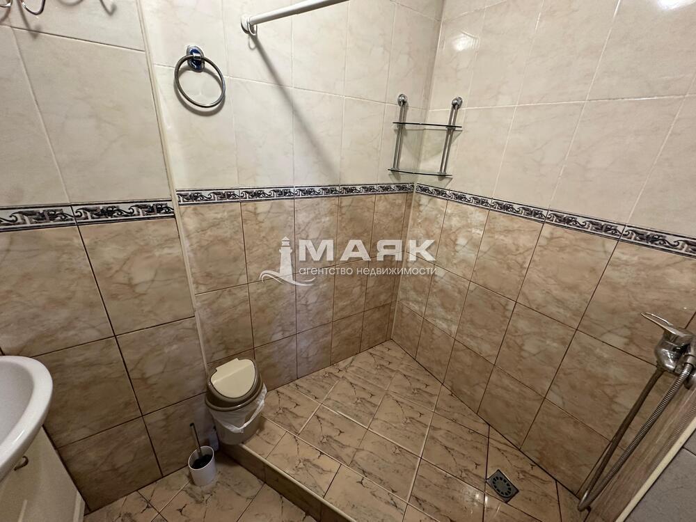 Таунхаус 283.4 кв.м на участке 4.5 сот