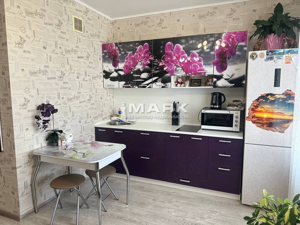 1-к. квартира 37.3 кв.м, 4/5