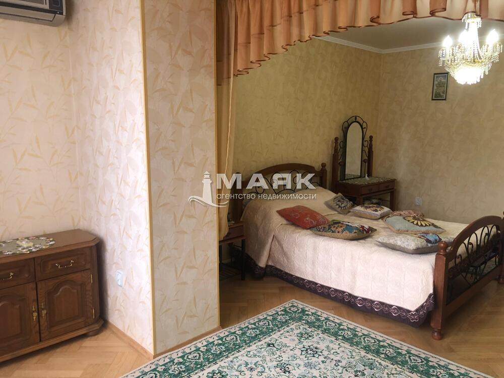 2-к. квартира 85.4 кв.м, 6/7