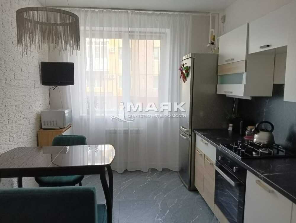 2-к. квартира 54.2 кв.м, 1/4