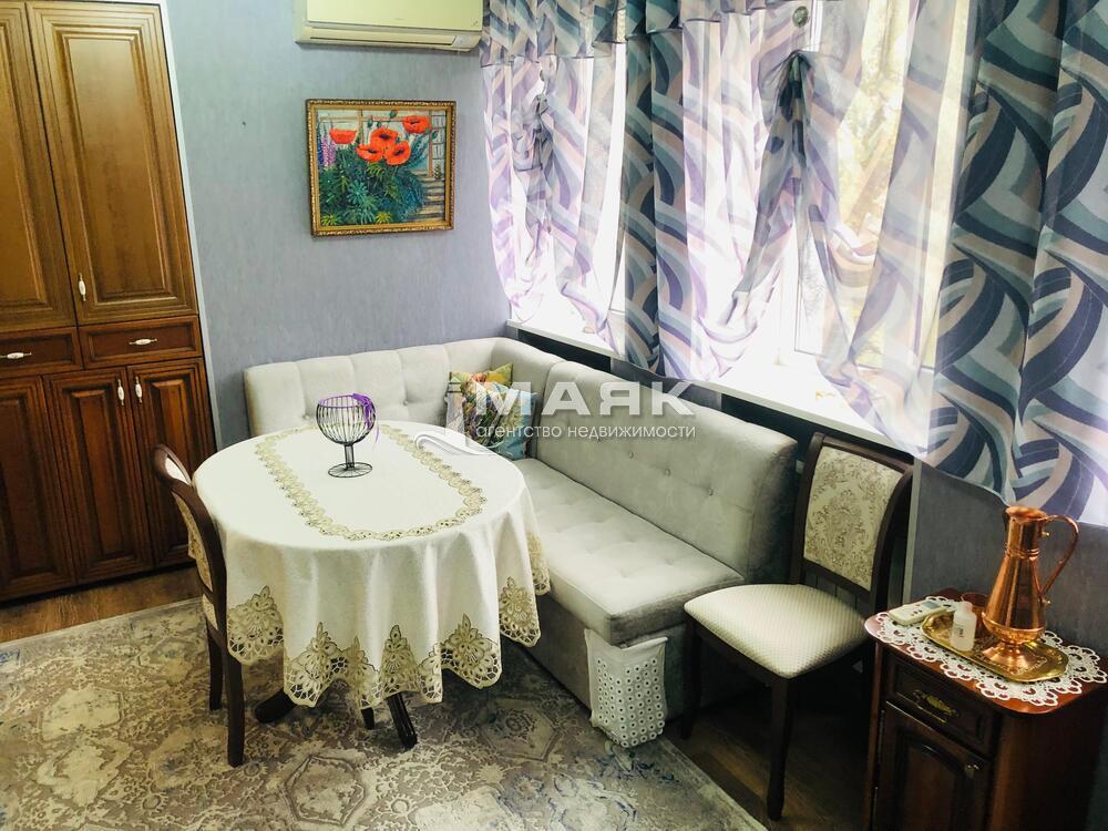 2-к. квартира 84 кв.м, 5/7