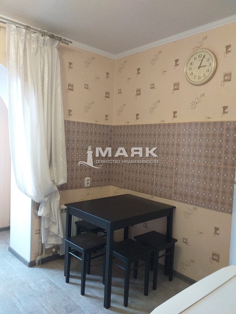 2-к. квартира 53 кв.м, 2/5